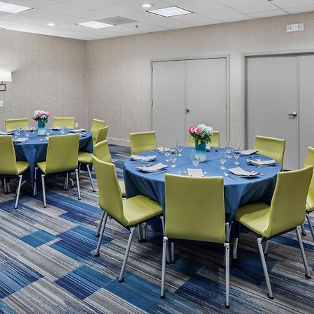 Holiday Inn Express Atlanta Airport-College Park By Ihg Esterno foto