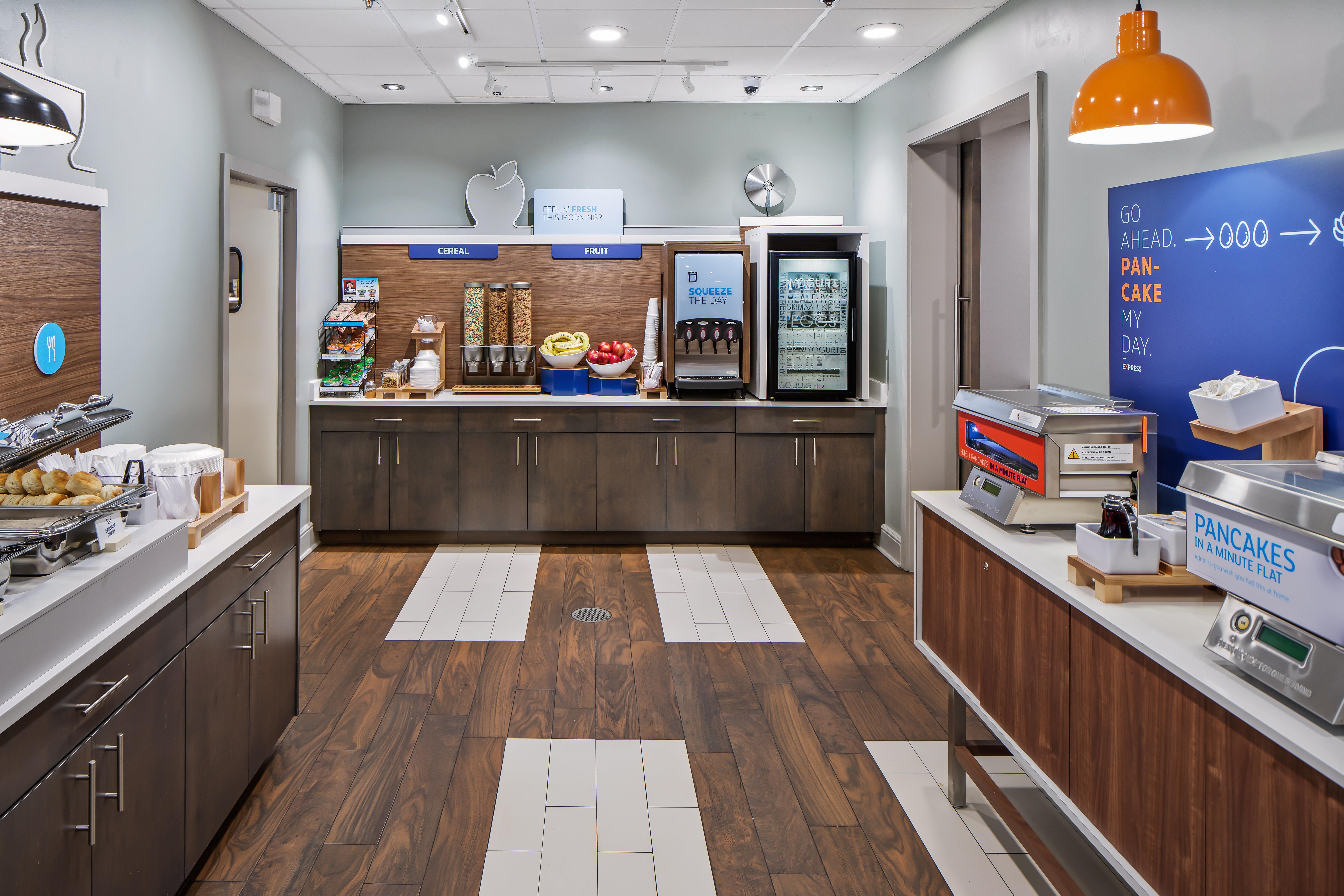 Holiday Inn Express Atlanta Airport-College Park By Ihg Esterno foto