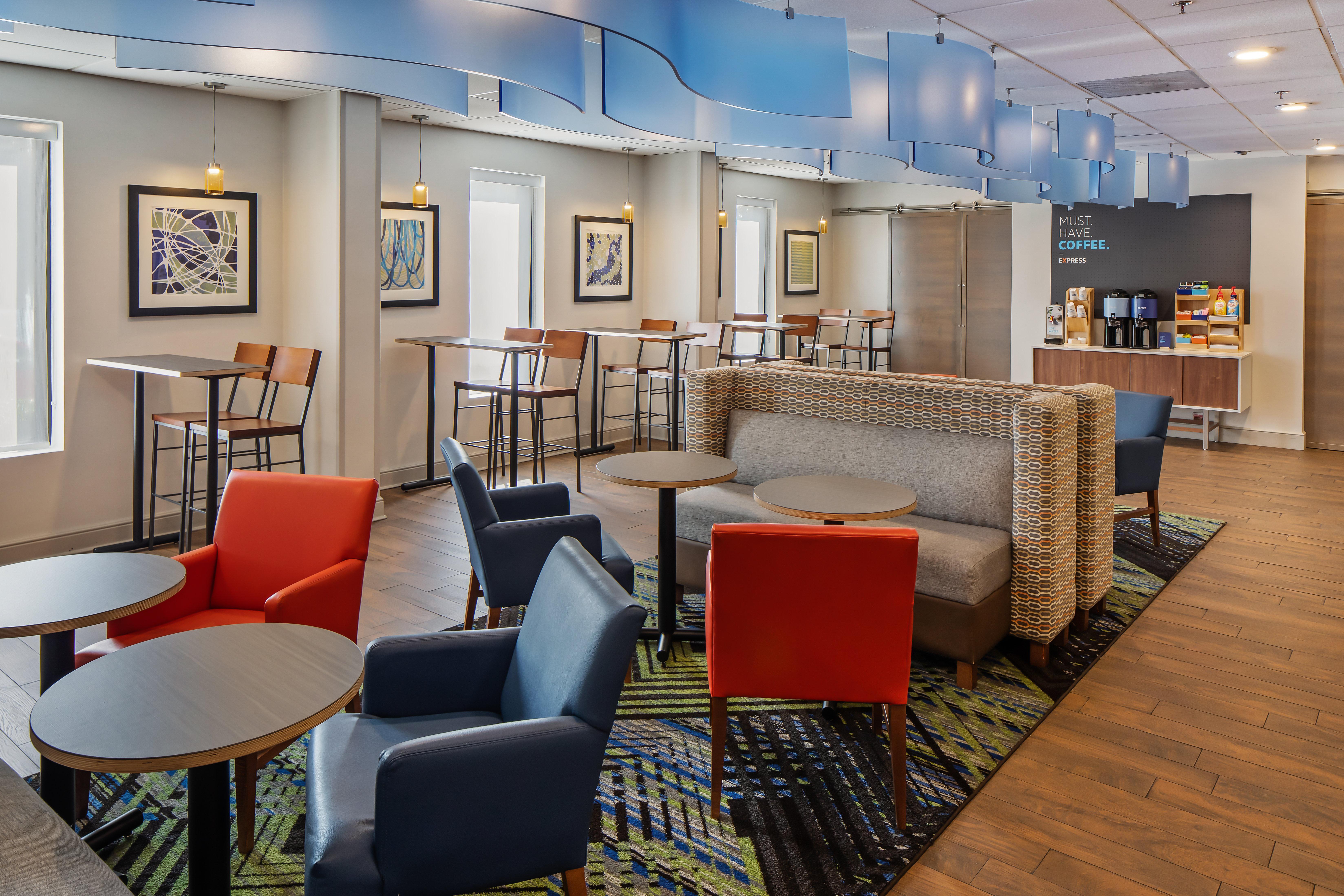 Holiday Inn Express Atlanta Airport-College Park By Ihg Esterno foto