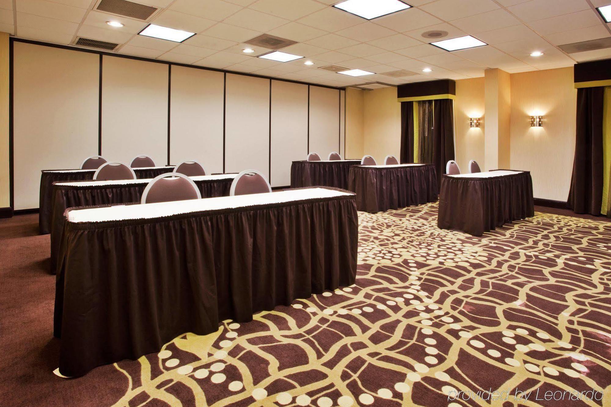 Holiday Inn Express Atlanta Airport-College Park By Ihg Esterno foto