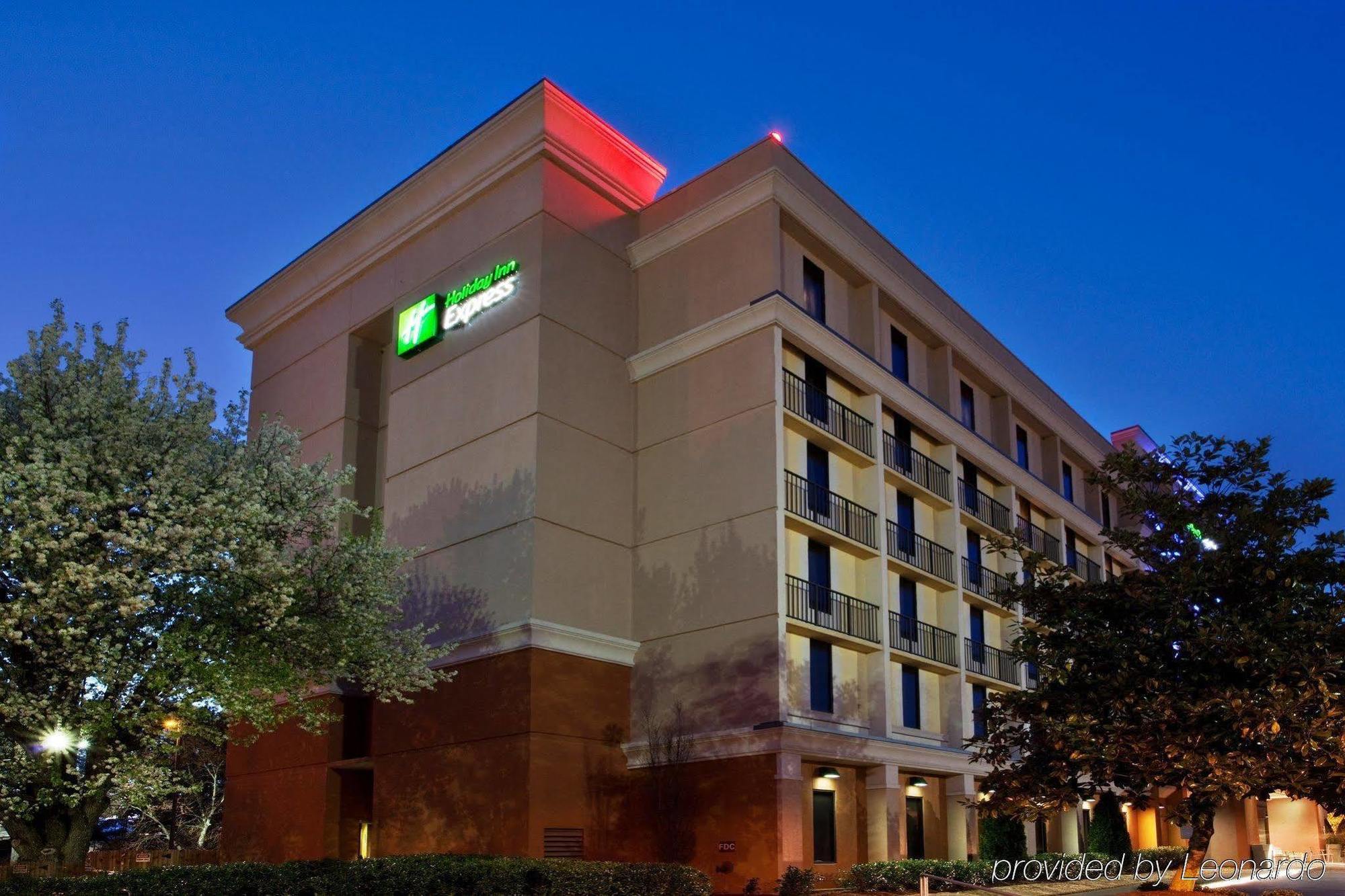 Holiday Inn Express Atlanta Airport-College Park By Ihg Esterno foto